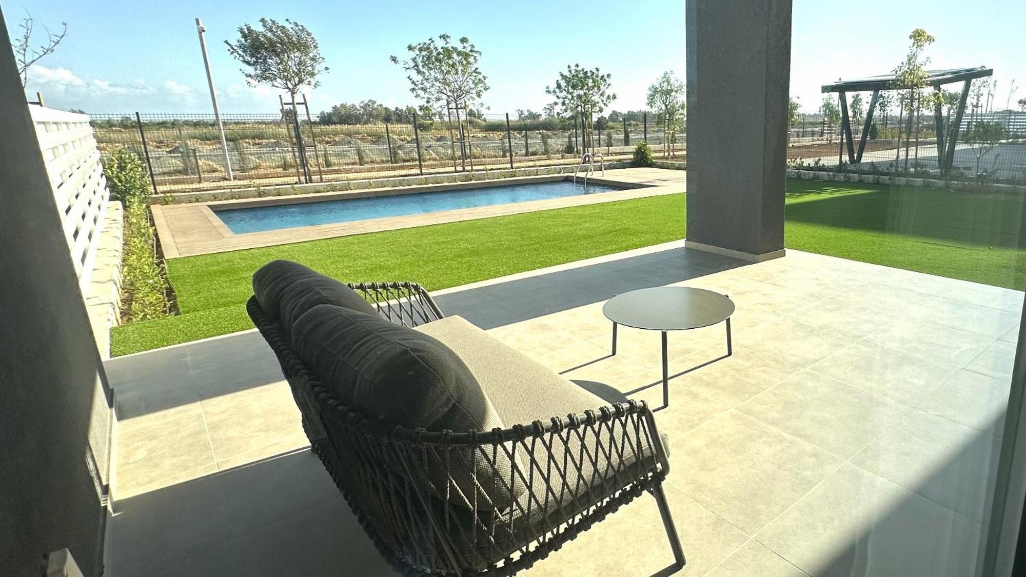 Sunset Gardens - Holiday Apartments - By Tlv Living Limassol Exteriör bild