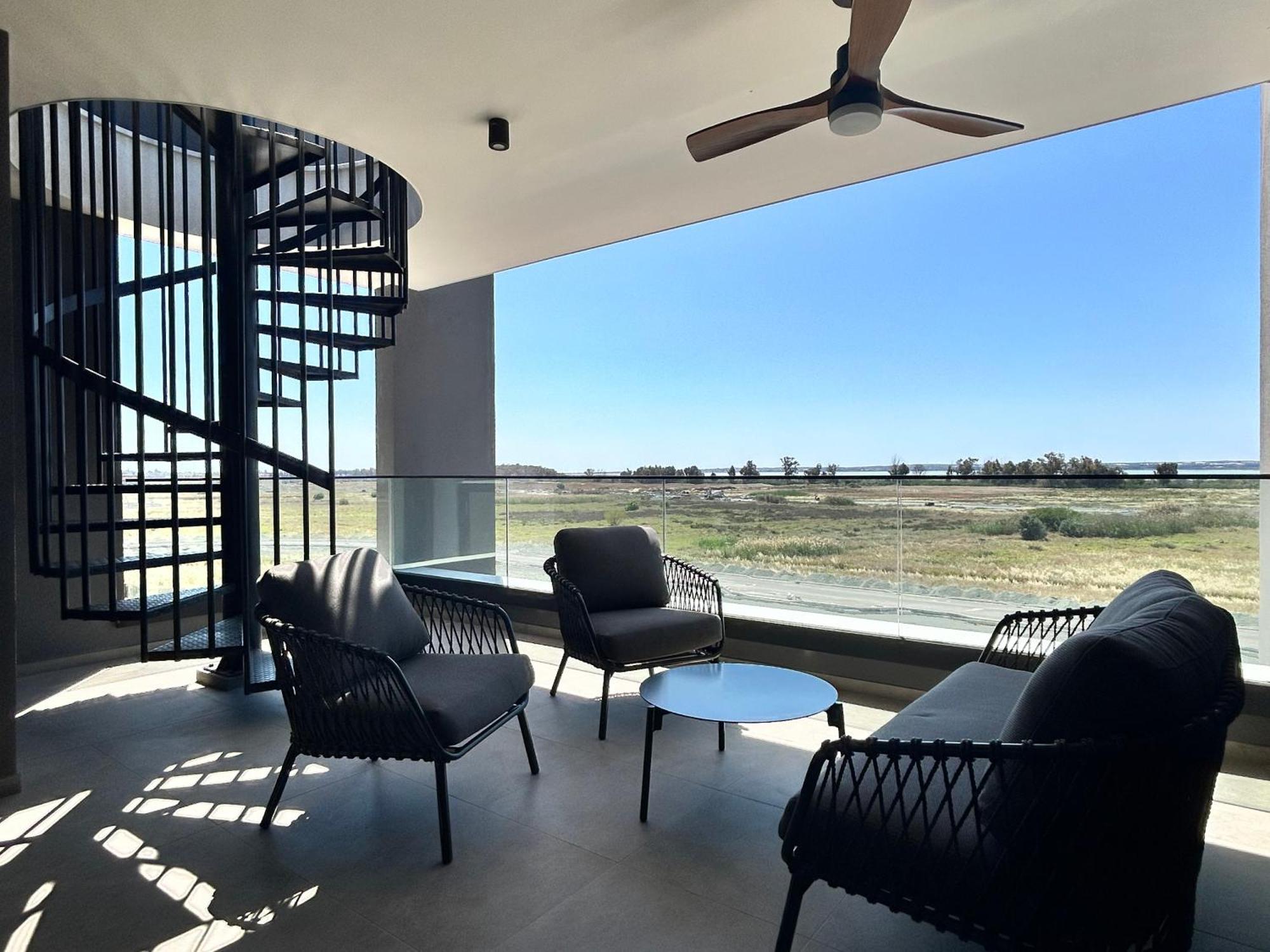 Sunset Gardens - Holiday Apartments - By Tlv Living Limassol Exteriör bild