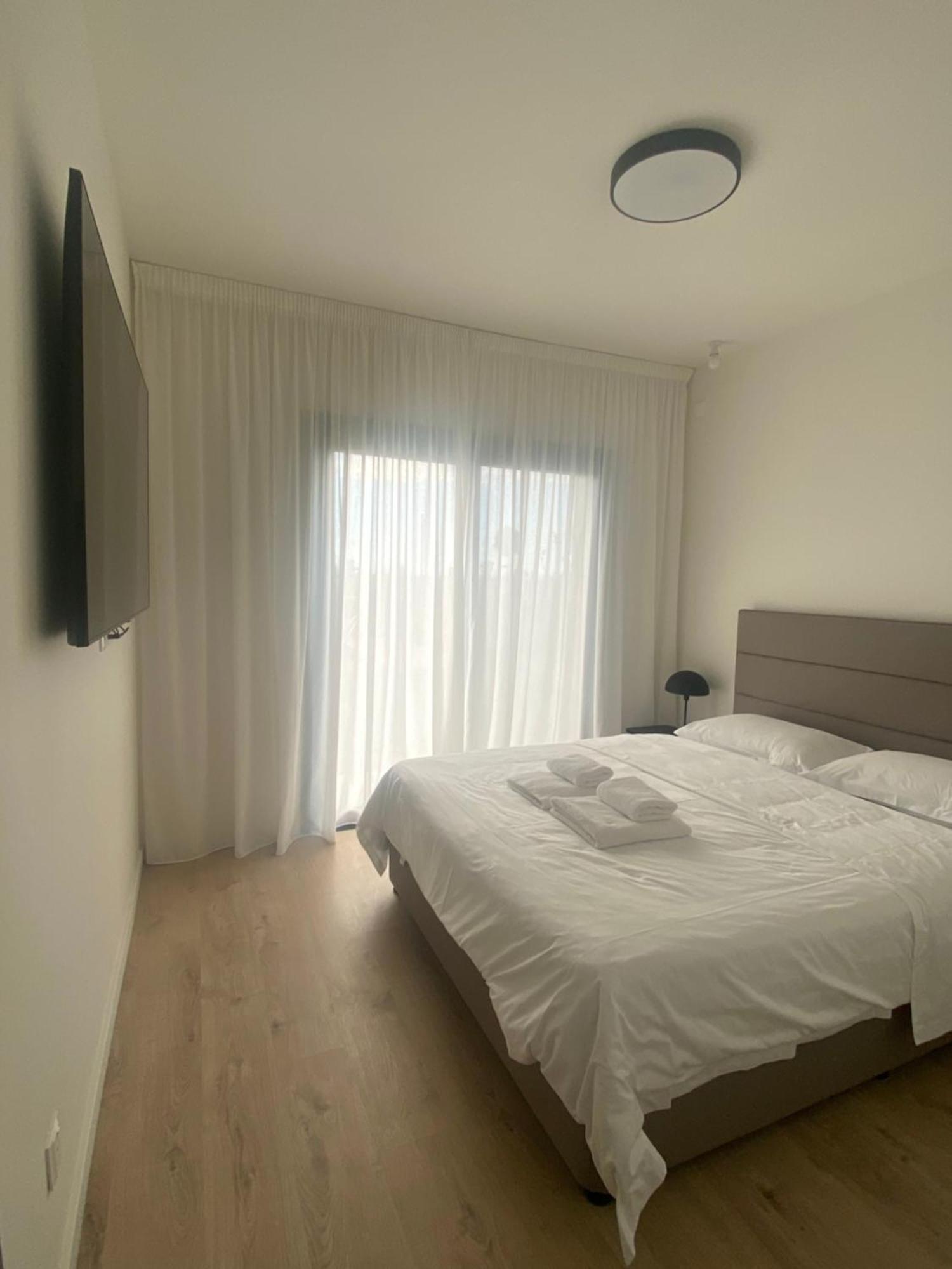 Sunset Gardens - Holiday Apartments - By Tlv Living Limassol Exteriör bild