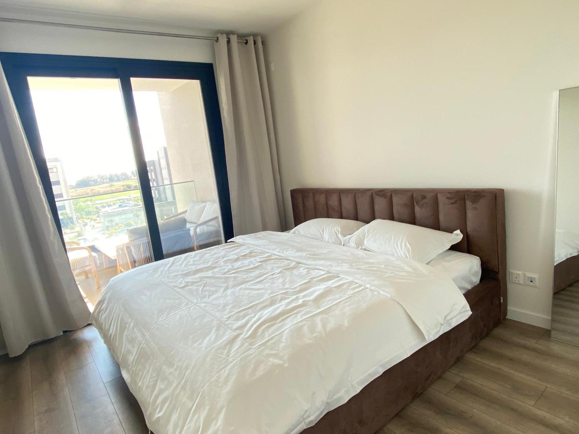 Sunset Gardens - Holiday Apartments - By Tlv Living Limassol Rum bild