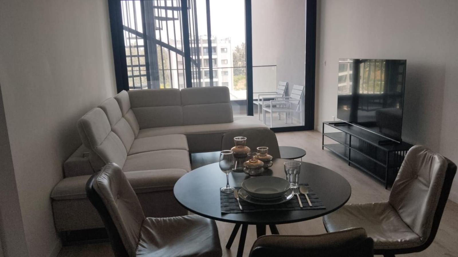 Sunset Gardens - Holiday Apartments - By Tlv Living Limassol Exteriör bild